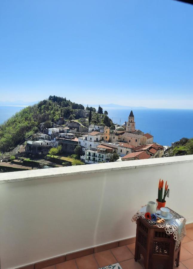 L'Arabesco Apartment Amalfi Zewnętrze zdjęcie